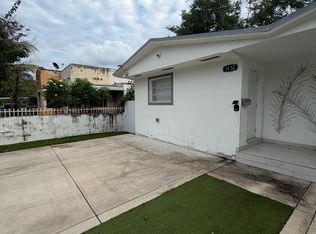 1132 NW 38th St #1, Miami, FL 33127