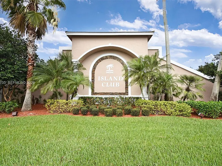 2151 Umbrella Cay — Photo 44