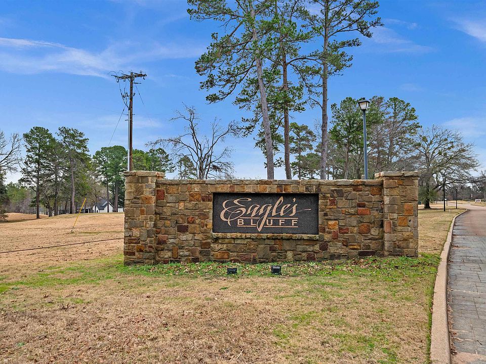 1st image of Deer Lake Ln