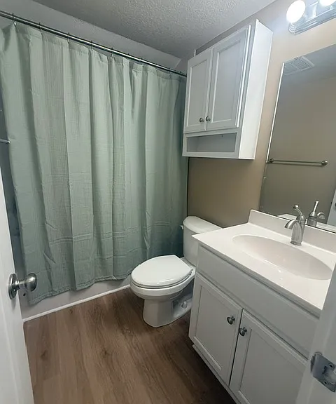 782 Parkview Dr — Photo 11