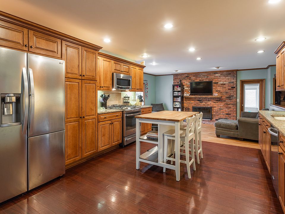 2nd image of 9100 E Bassett Ct
