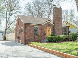 2509 Raymond Dr, Des Moines, IA 50310