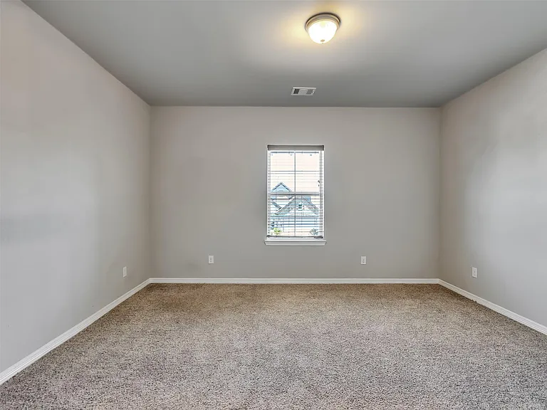 3447 Cabernet Shores Dr — Photo 24