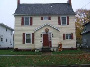 303 Hartford Pl, Utica, NY 13502