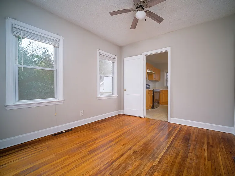 3030 Marlowe Ave — Photo 13