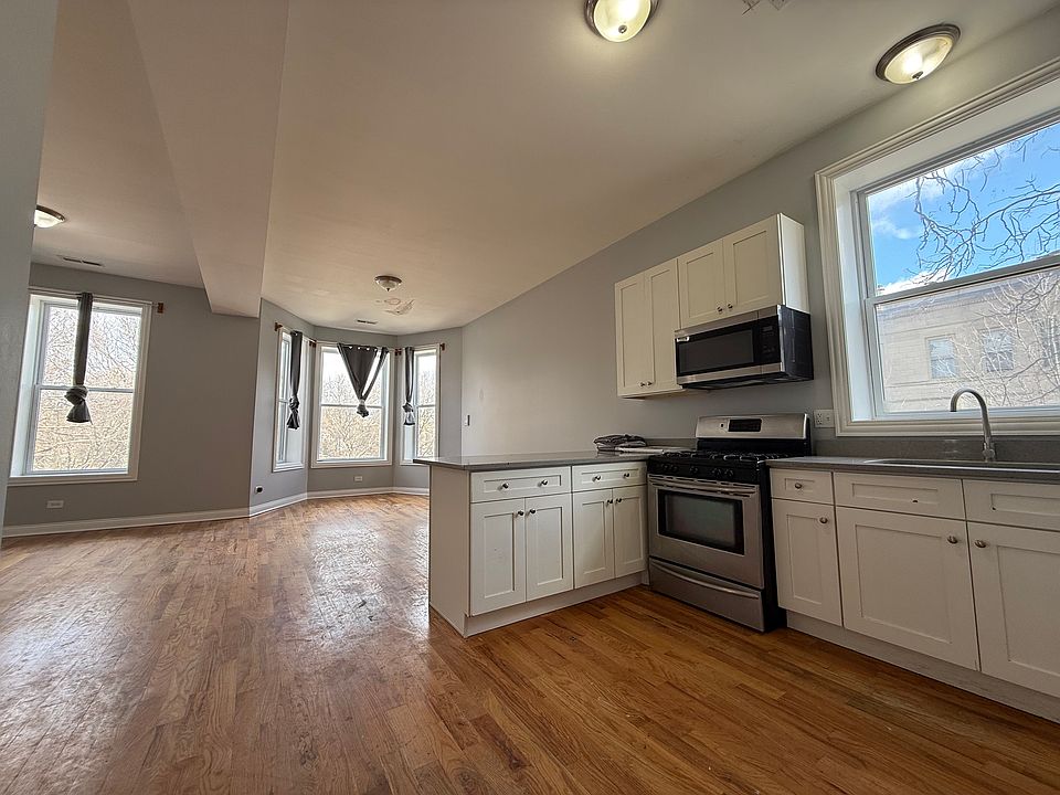 1st image of 3235 W Douglas Blvd #2