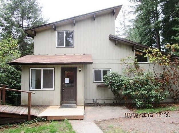 Front view. Small deck is new.