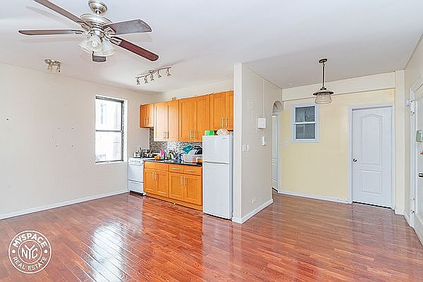 1st image of 20 Crooke Ave APT 4H
