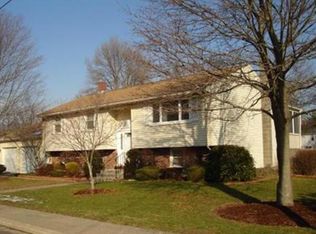 17 Bowen Rd, Rockland, MA 02370