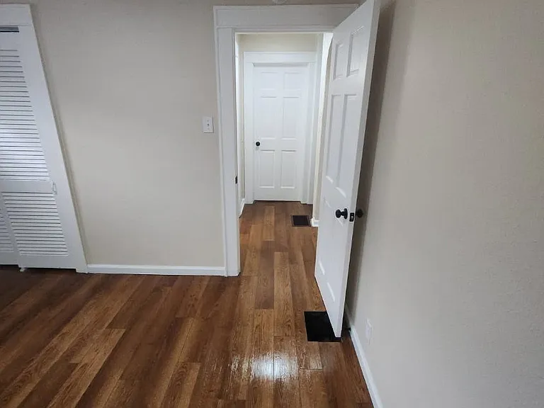 1351 College Park — Photo 30