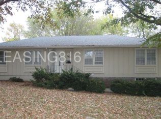 11621 Manchester Ave, Kansas City, MO 64134
