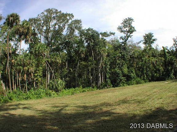 4th image of 2604 Spruce Creek Blvd
