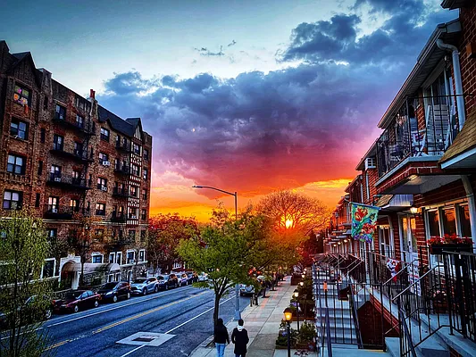 Sold by Compass | media 14