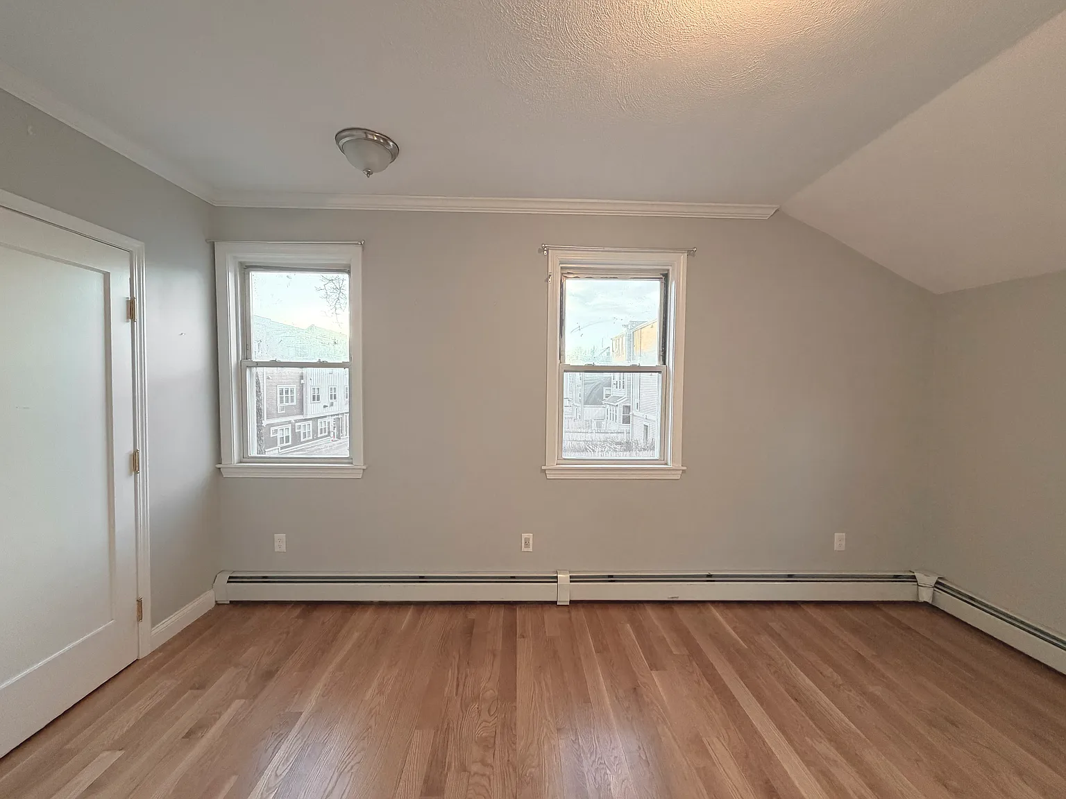 2 bed, $2,800 — Photo 4