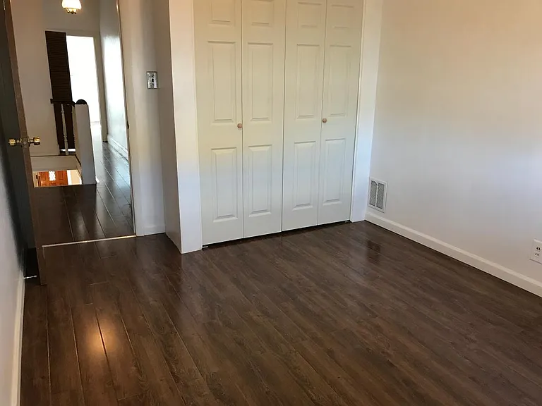 835 Wilder St — Photo 3