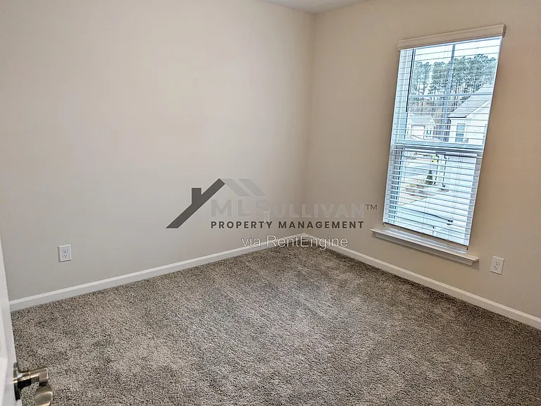 1527 Smoky Mountains St #1 — Photo 11
