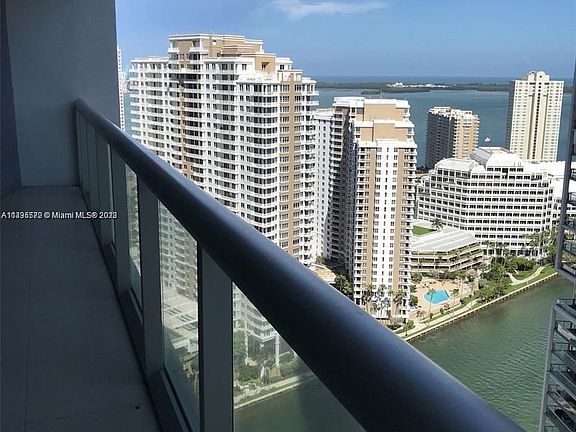 4th image of 475 Brickell Ave APT 3011