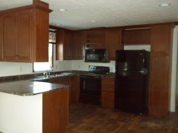 2nd image of 33 N Byron Dr