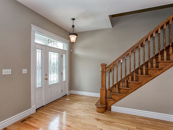 3rd image of 3919 McRee Ave