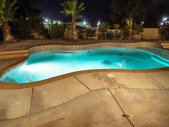 3rd image of 4857 Essex Dr