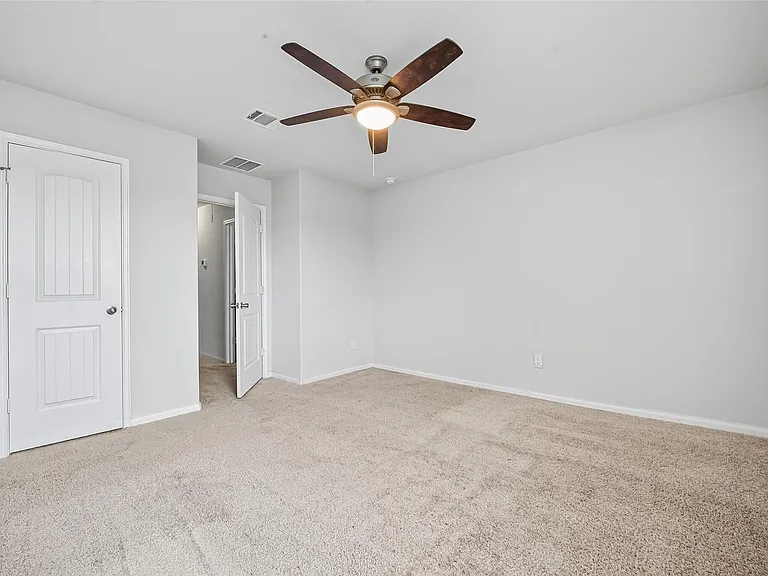 4818 Blue Jacaranda Way — Photo 16