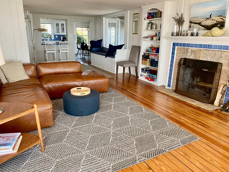 43 Soundview Ave — Photo 12