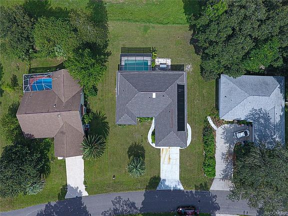 5th image of 3827 N Grapefern Way