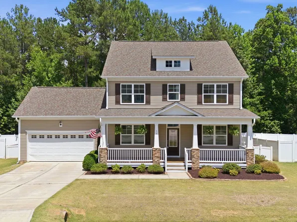 52 Grey Hawk Dr, Garner, NC 27529