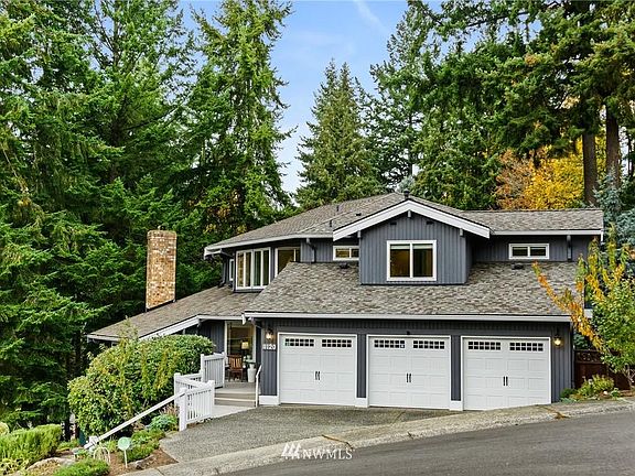 2nd image of 11120 NE 37th Ct