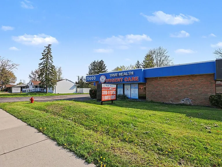 30000 Orchard Lake Rd #SWT A B OR C — Photo 28