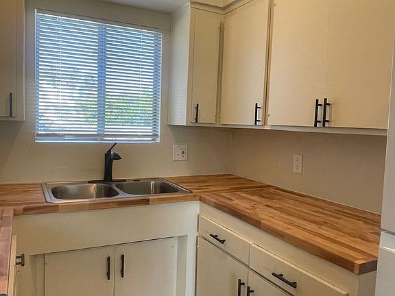 4th image of 1090 N Court St APT E