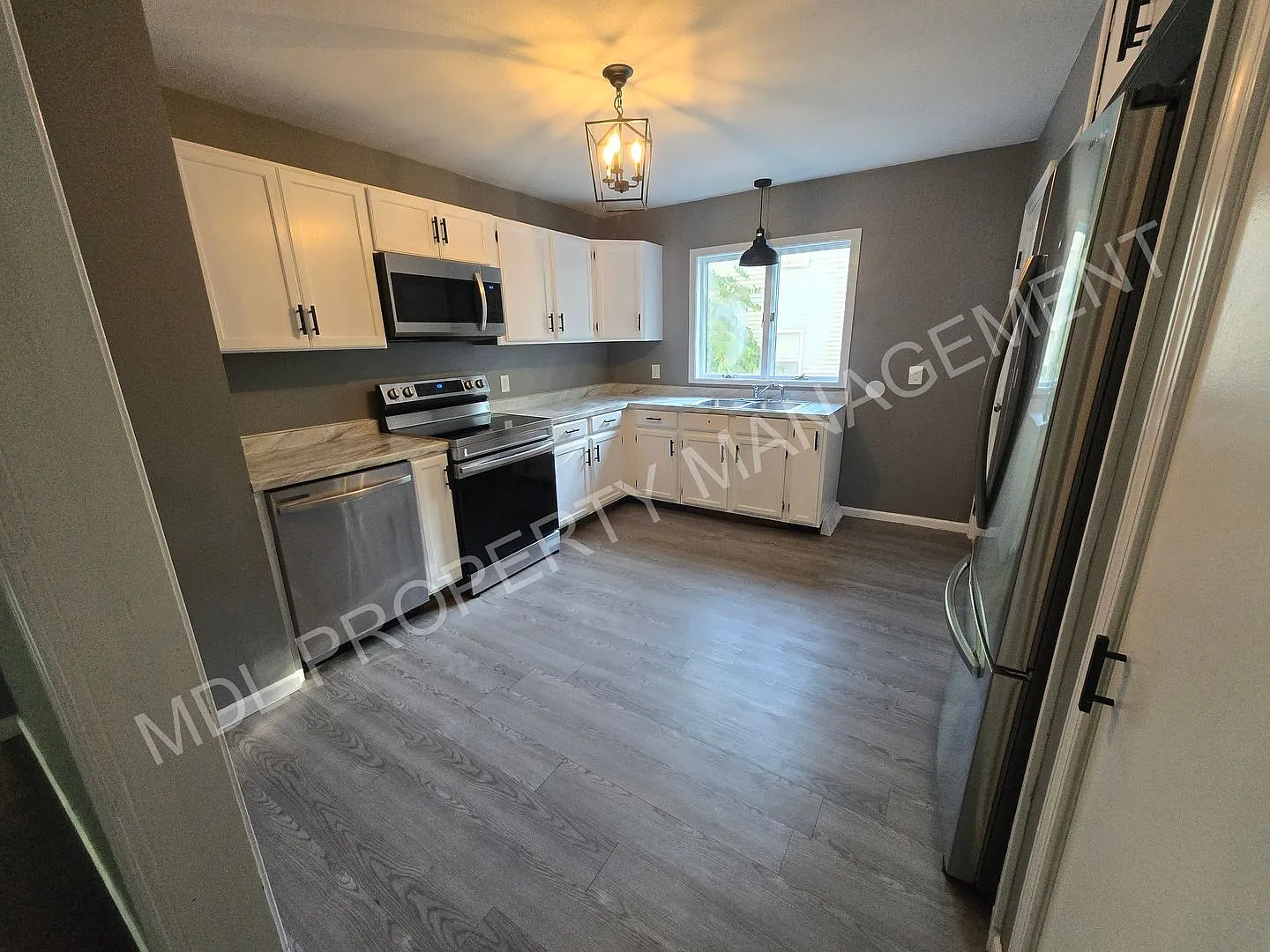 4-Bedroom House in Midland — Photo 4