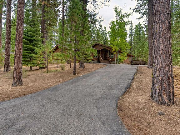 2nd image of 118 Fox Tail Ln
