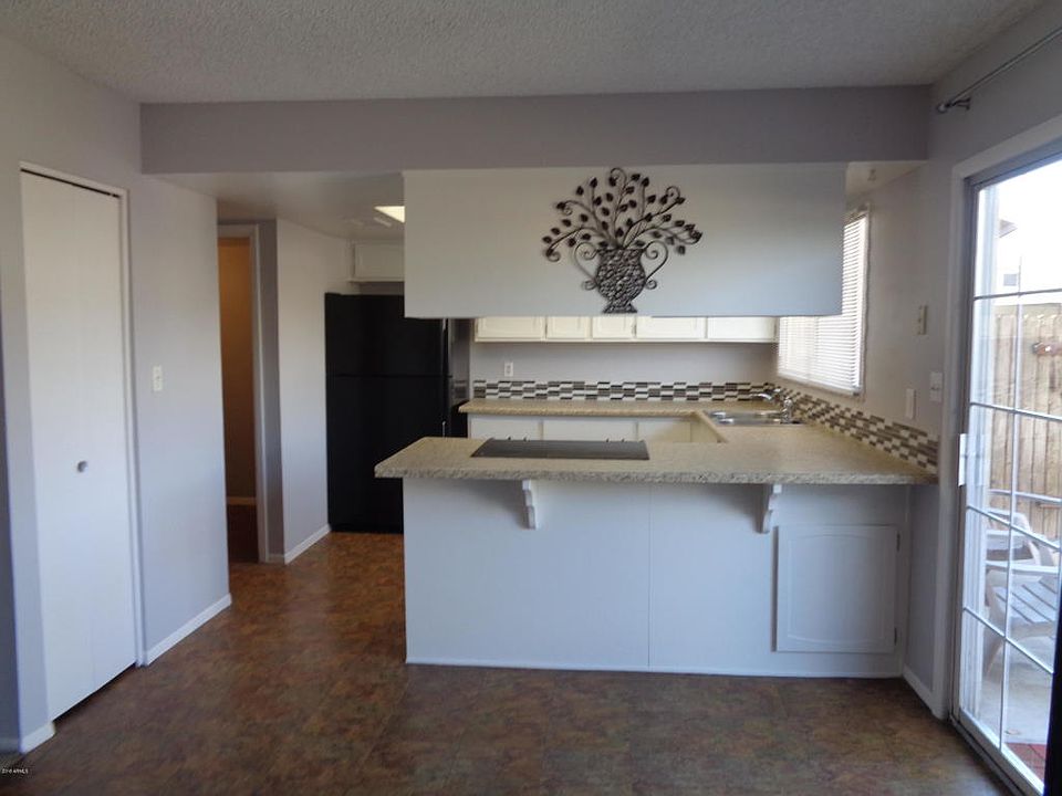 1st image of 3305 W Echo Ln