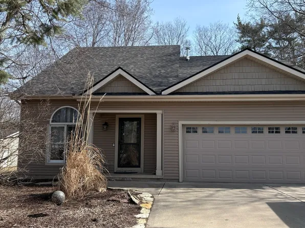 3940 Dixon Dr, Morris, IL 60450