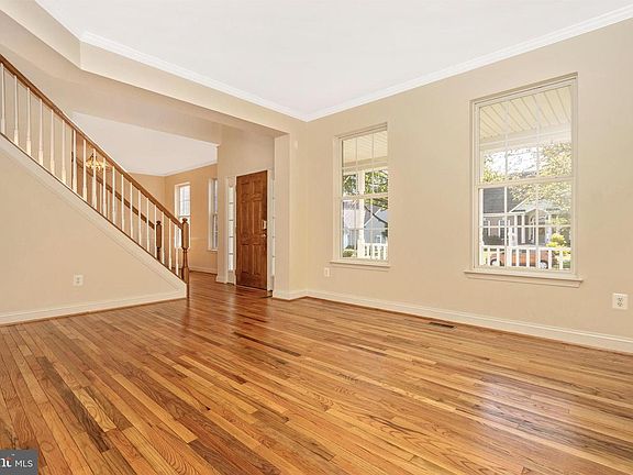 5th image of 11108 Eagletrace Dr