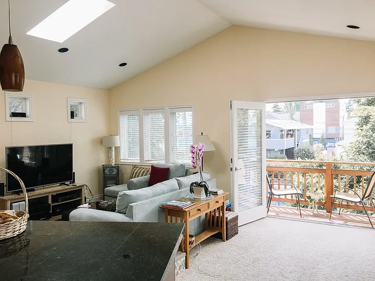 3030 62nd Ave SW — Photo 1