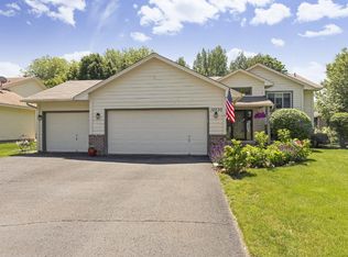 19030 Embry Ln, Farmington, MN 55024