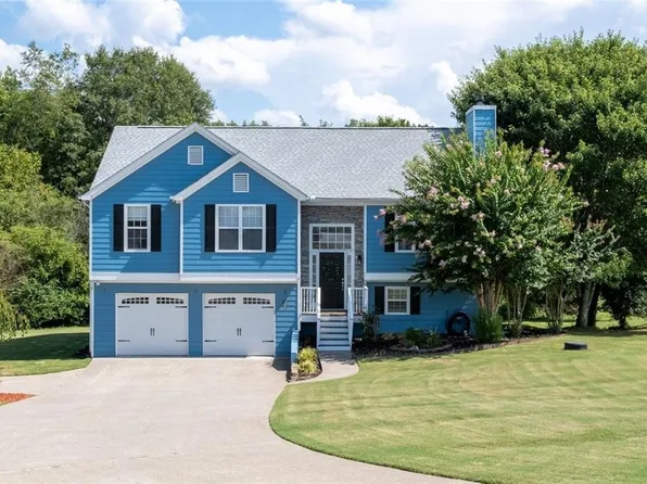 8275 River Mill Ct, Ball Ground, GA 30107