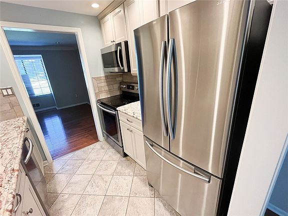 5th image of 508 Sewickley Heights Dr