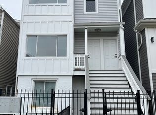 3625 W Shakespeare Ave, Chicago, IL 60647