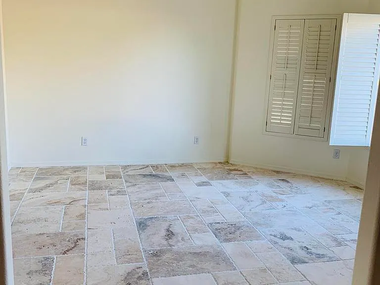 10770 N 127th Ave — Photo 5