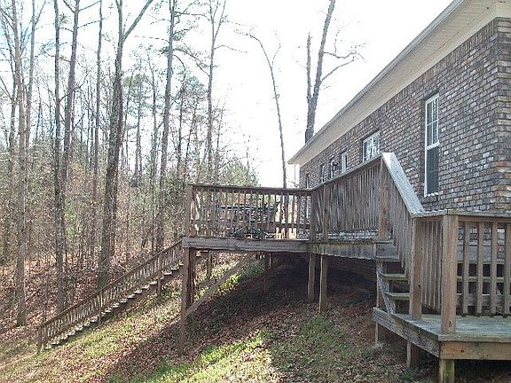 3rd image of 301 Lakes Dr N