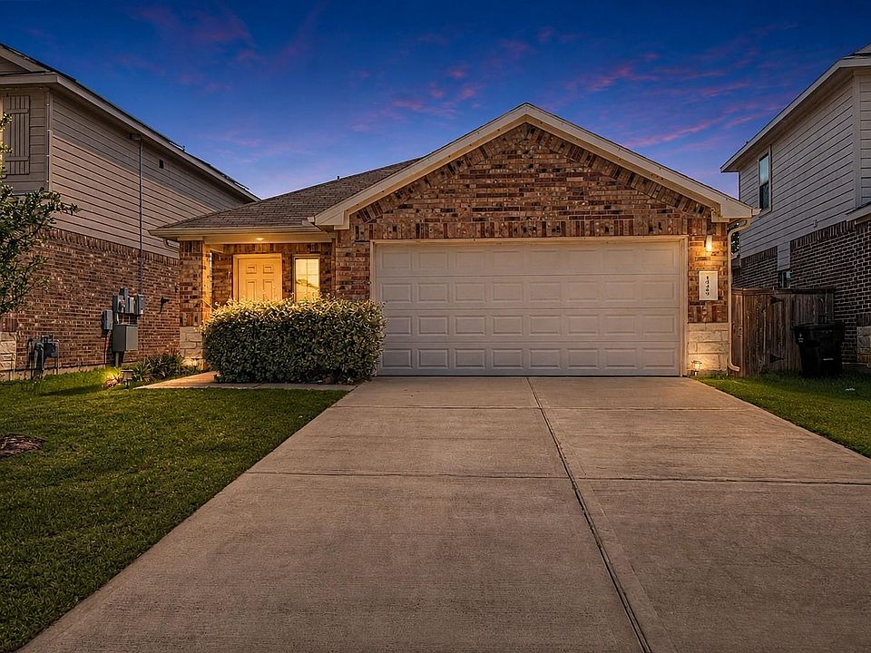 1st image of 14489 Valley Ridge Dr