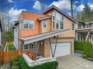 7916 NE 201st Pl, Kenmore, WA 98028