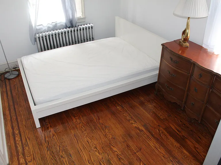 4054 Chestnut St #1R — Photo 9