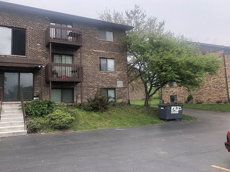 1st image of 8238 Woodland Dr APT A