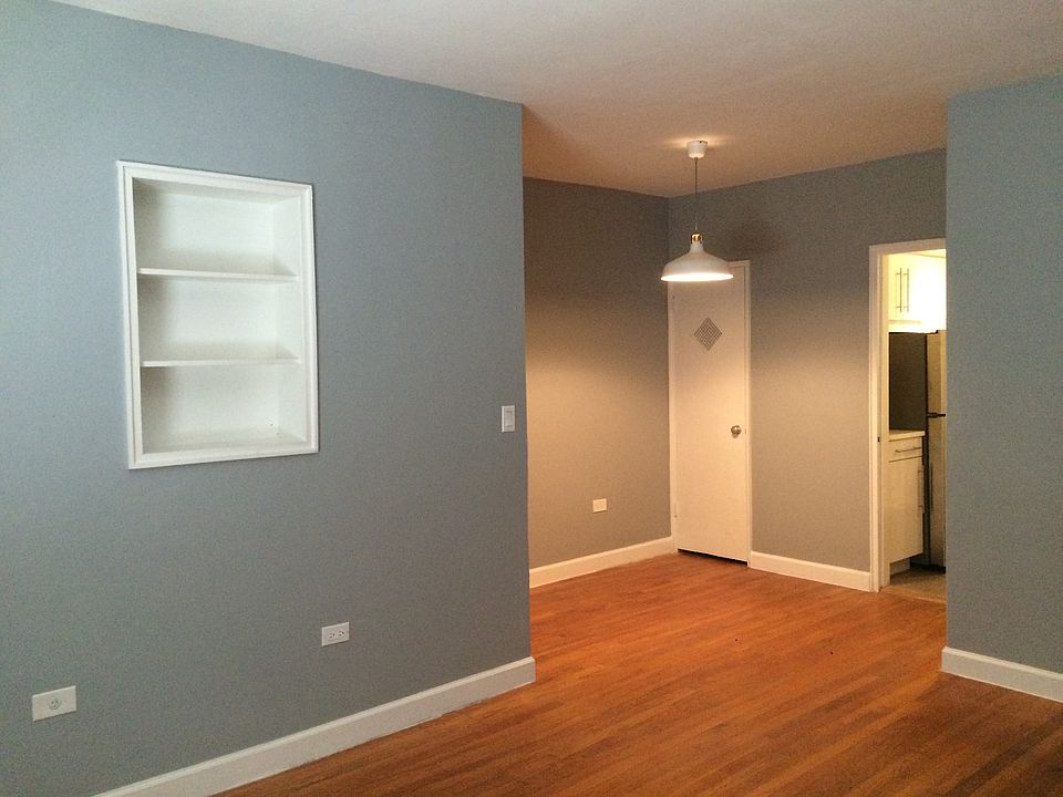1st image of 28 Almeria Ave APT 3