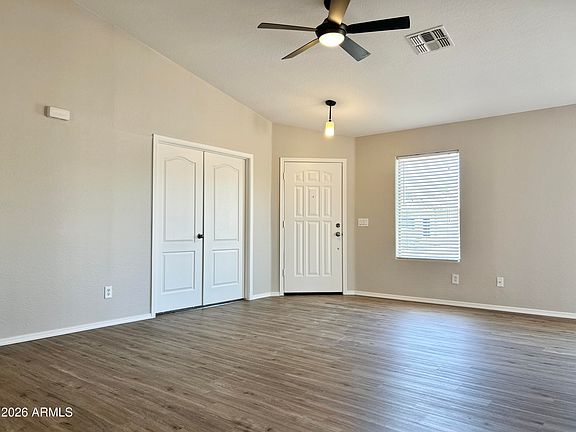 4th image of 40178 W THORNBERRY Lane