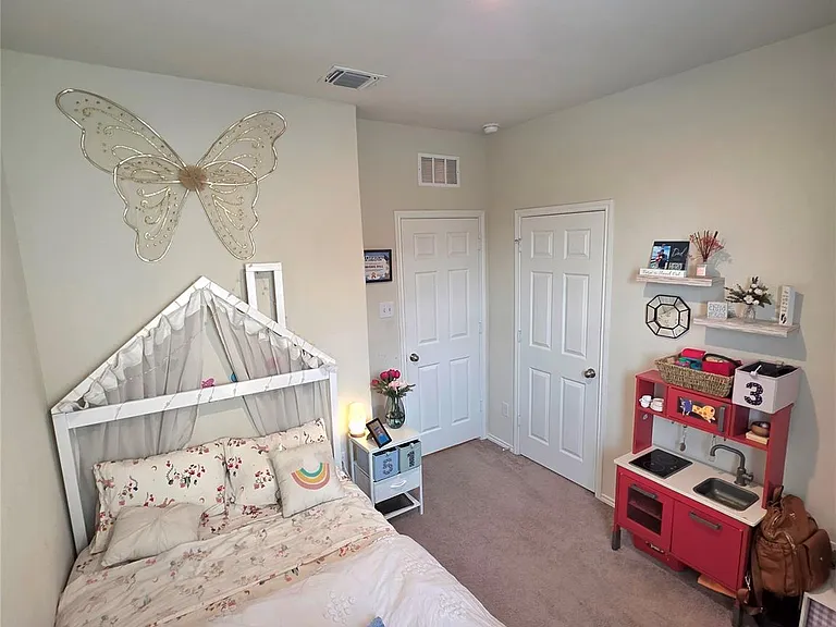 350 Bedford Falls Ln — Photo 14